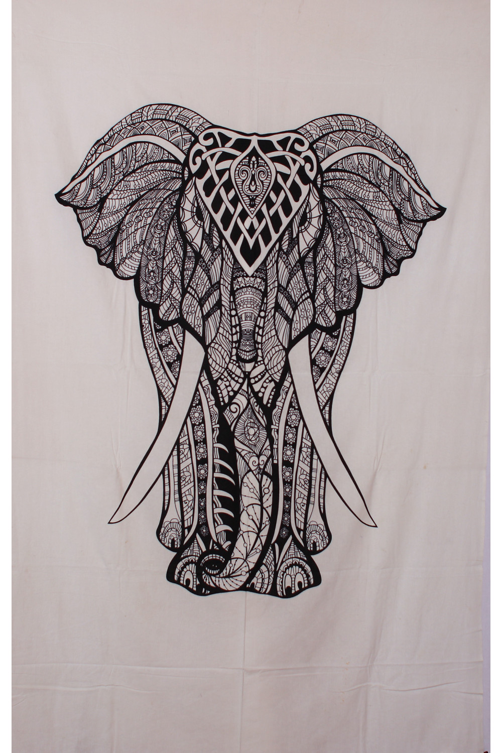 Zest For Life Black//White Elephant Tapestry 52x80" 